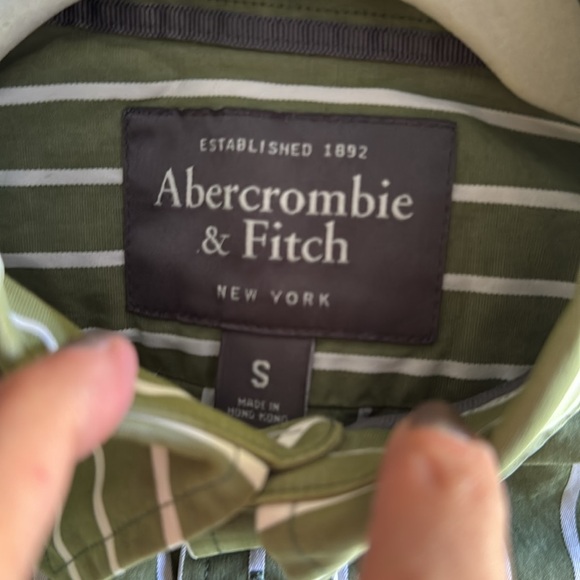 Abercrombie & Fitch Green Striped Button Down Shirt - Picture 5 of 5